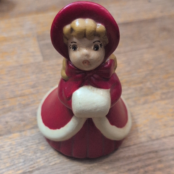 Other - Vintage Red and White Ceramic Figurine